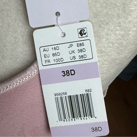 NWT B. Tempt’d by Wacoal Pink Lace Padded Front Close Push Up Racer Back Bra 38D - Picture 7 of 10